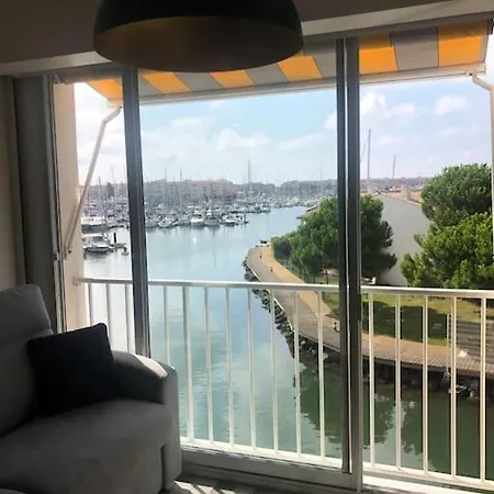 Apartament : Vue Sur Le Port